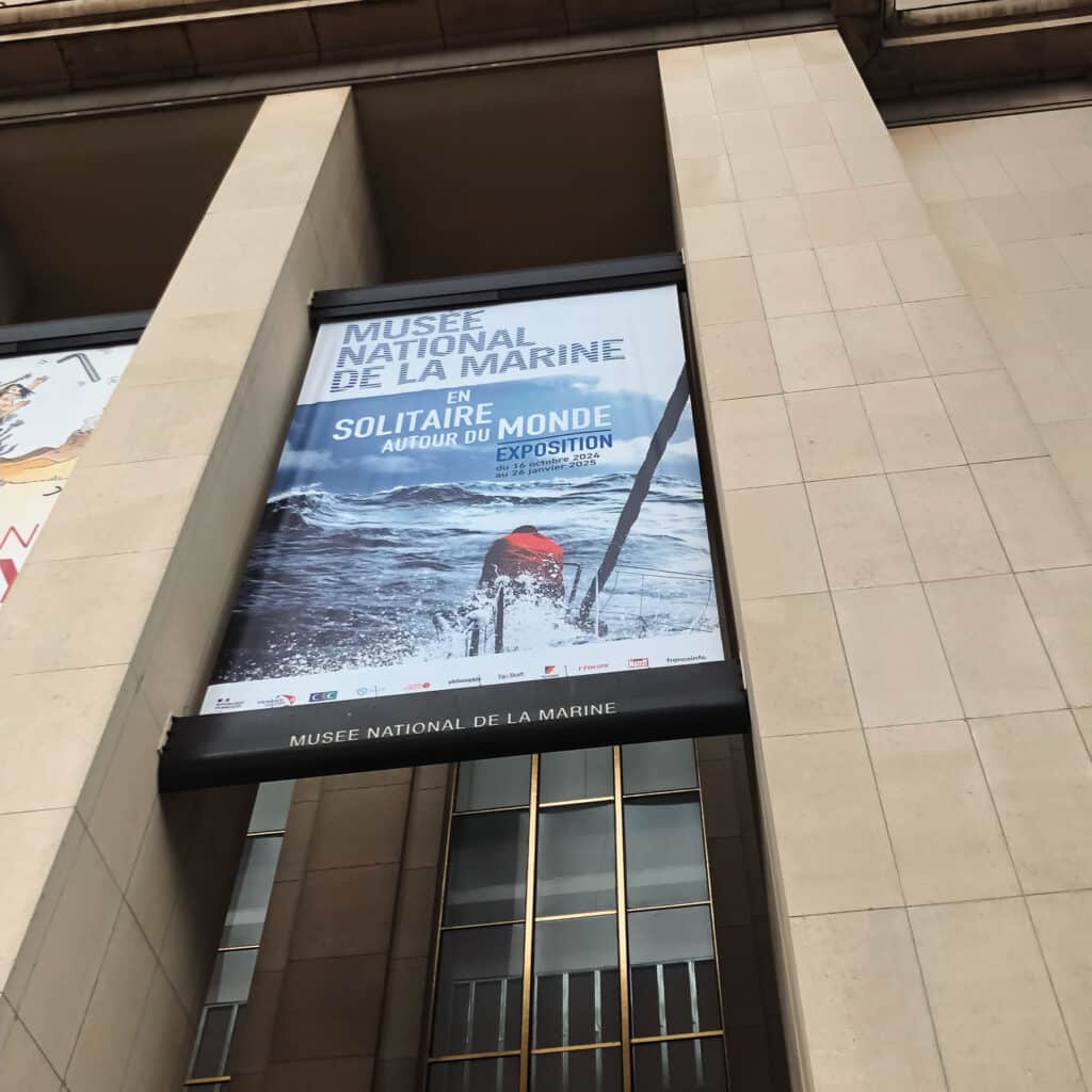 Exemple de panneau de signalétique évènementielle