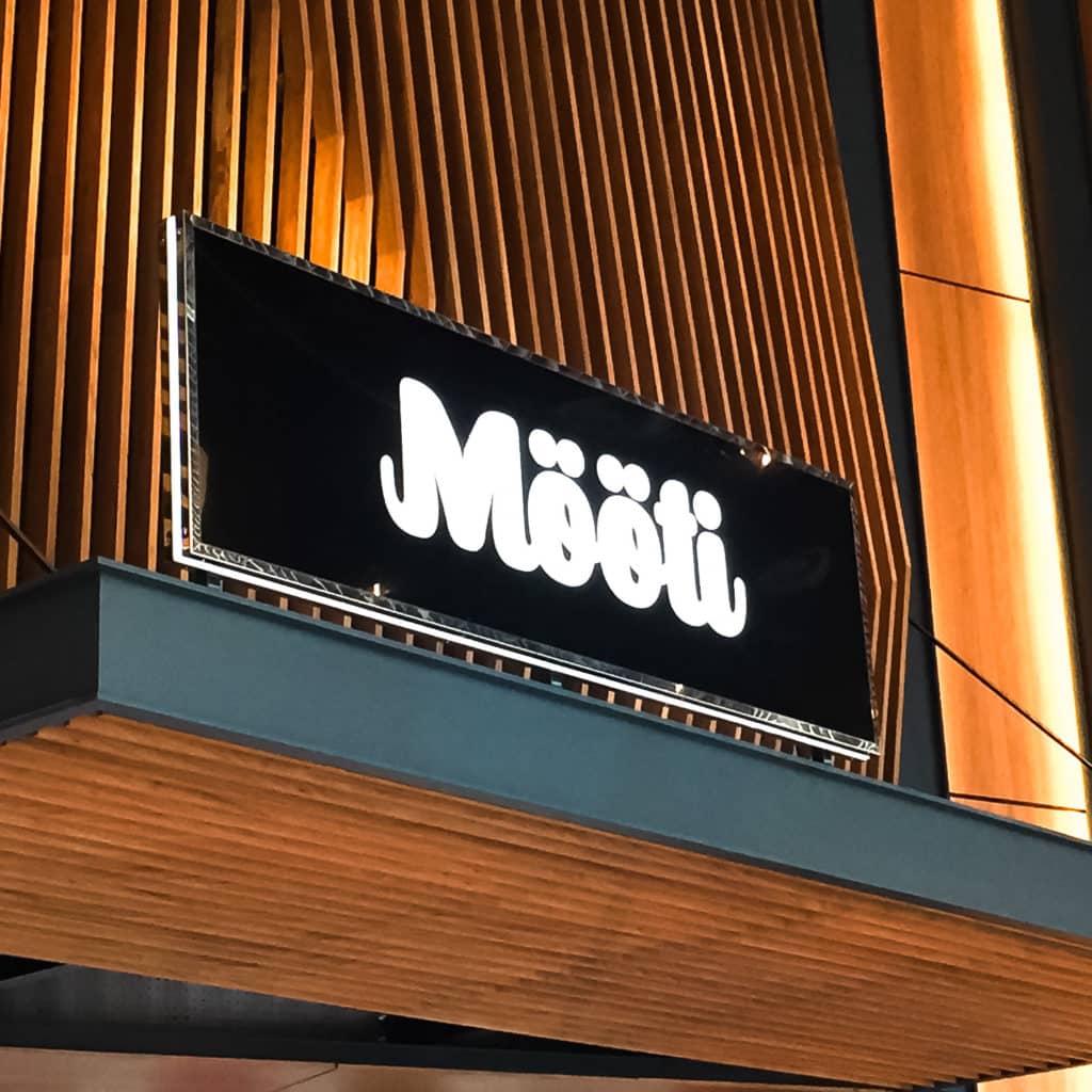 signaletique de magasin de type enseigne