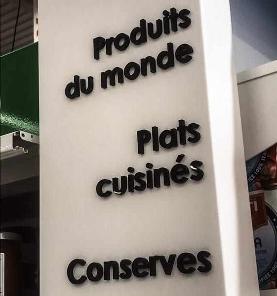 Panneau de signalétique de grande distribution