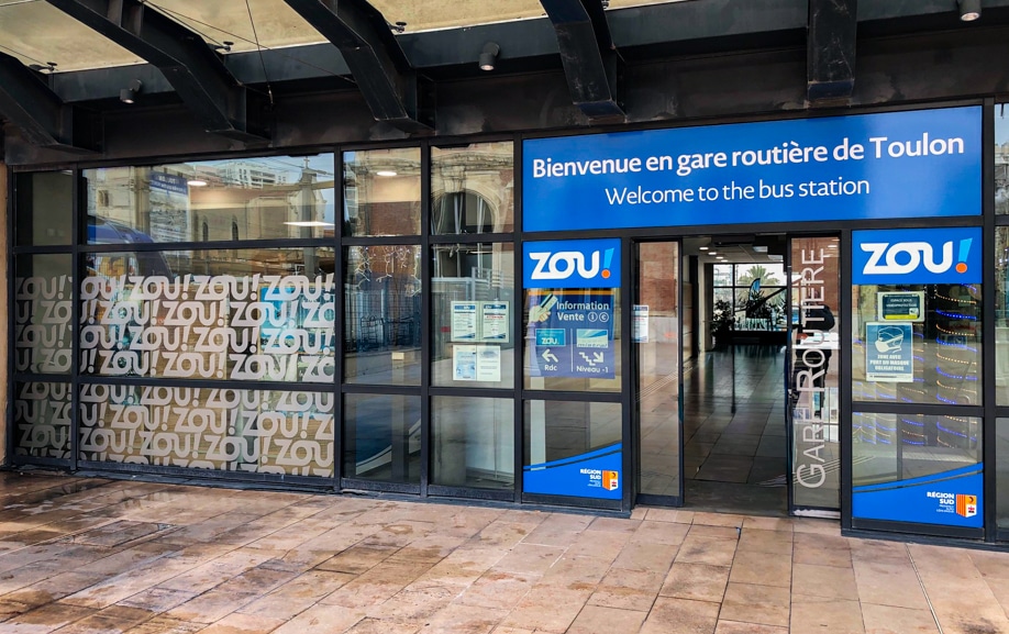 Vitrophanie personnalisée à l'effigie de ZOU !