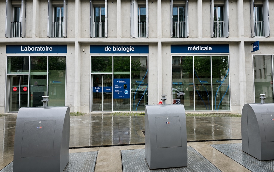 Identification signalétique laboratoire réalisée pour Bioliance à Nantes